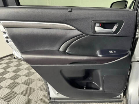 2017 Toyota Highlander