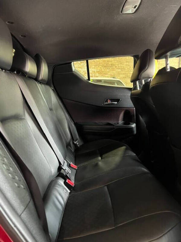 2019 Toyota C-HR XLE
