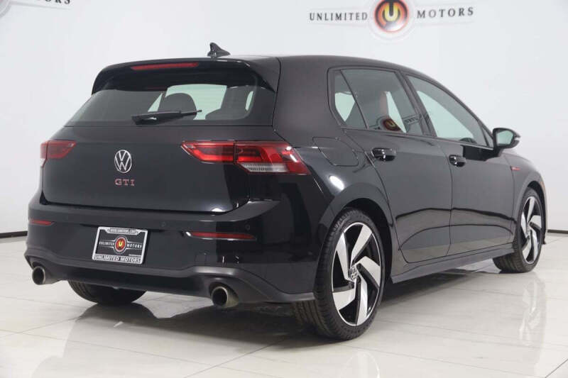 2024 Volkswagen Golf GTI S