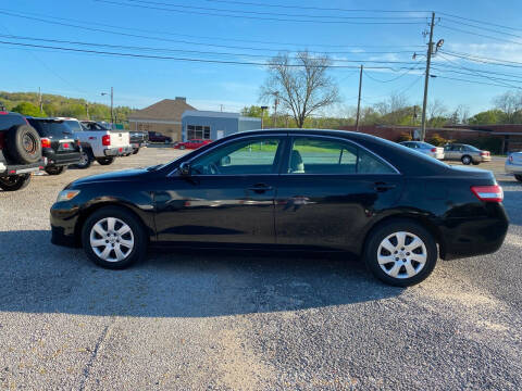 2011 Toyota Camry for sale at VAUGHN'S USED CARS in Guin AL