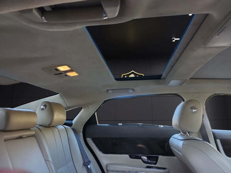 2012 Jaguar XJL Portfolio
