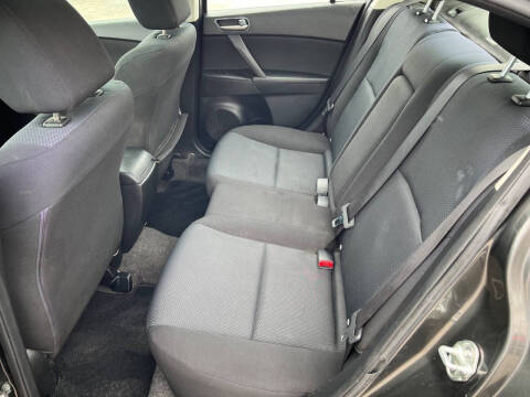 2010 Mazda MAZDA3 i Touring