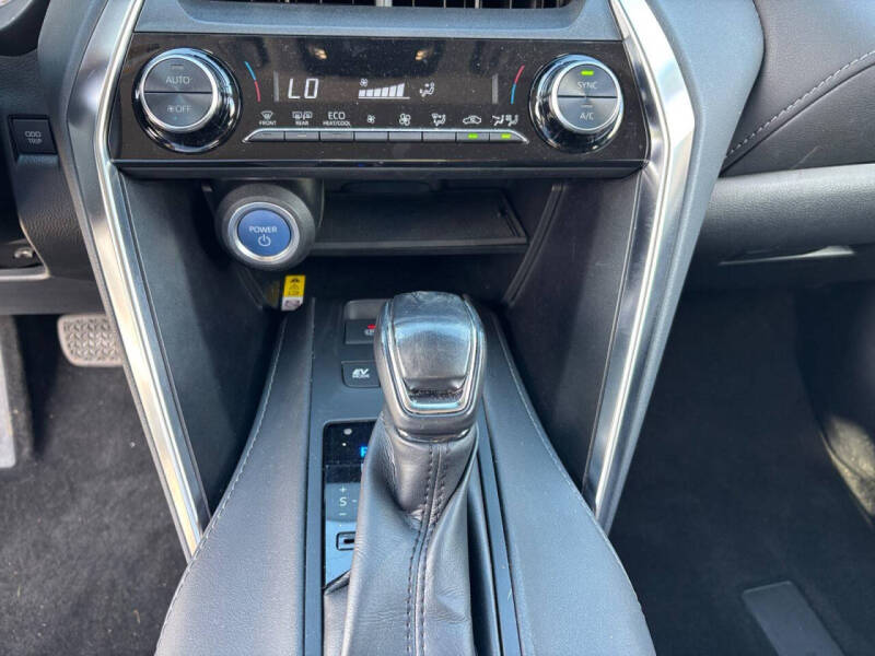 2021 Toyota Venza LE