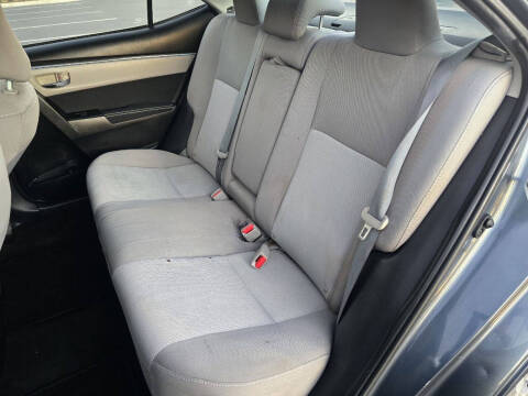 2015 Toyota Corolla LE