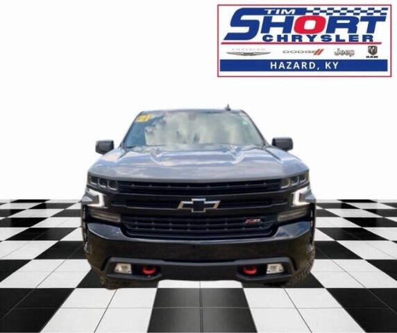 Used 2021 Chevrolet Silverado 1500 LT Trail Boss with VIN 3GCPYFED2MG412055 for sale in Hazard, KY