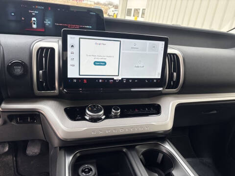 2026 Ford Expedition MAX Active