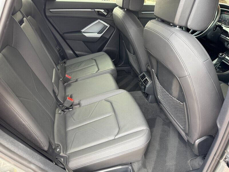 2021 Audi Q3 quattro S line Prem Plus 45 TFSI