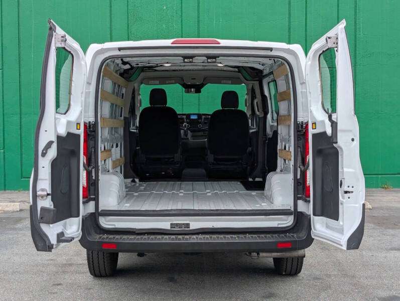 2025 Ford Transit