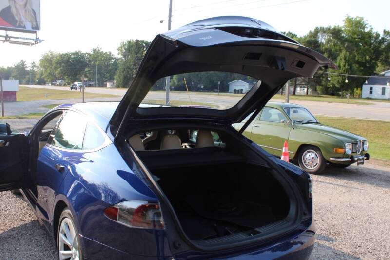 2016 Tesla Model S 75D