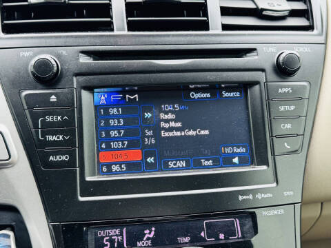 2012 Toyota Prius v Five