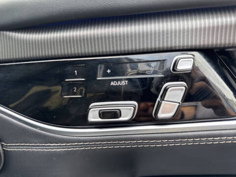 2022 Jeep Grand Wagoneer Series II