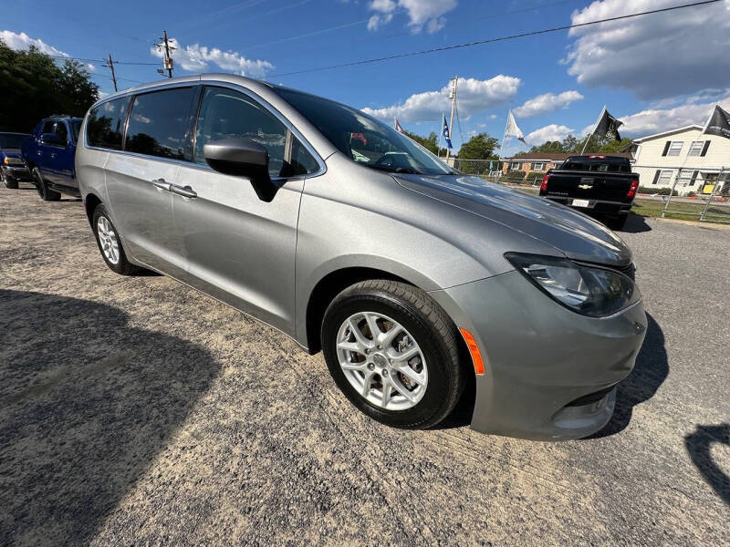 2017 Chrysler Pacifica LX