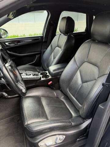 2018 Porsche Macan