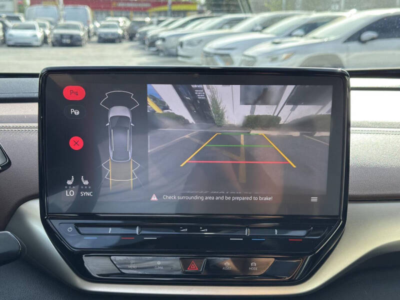2023 Volkswagen ID.4 Pro