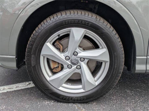 2020 Audi Q3 quattro Premium 45 TFSI