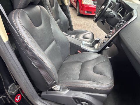 2013 Volvo XC60 T6 Premier Plus