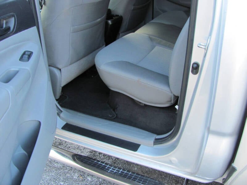 2012 Toyota Tacoma Base photo 14