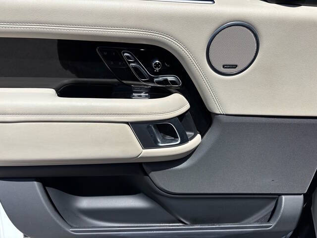 2021 Land Rover Range Rover 29
