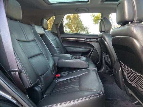 2012 Kia Sorento SX