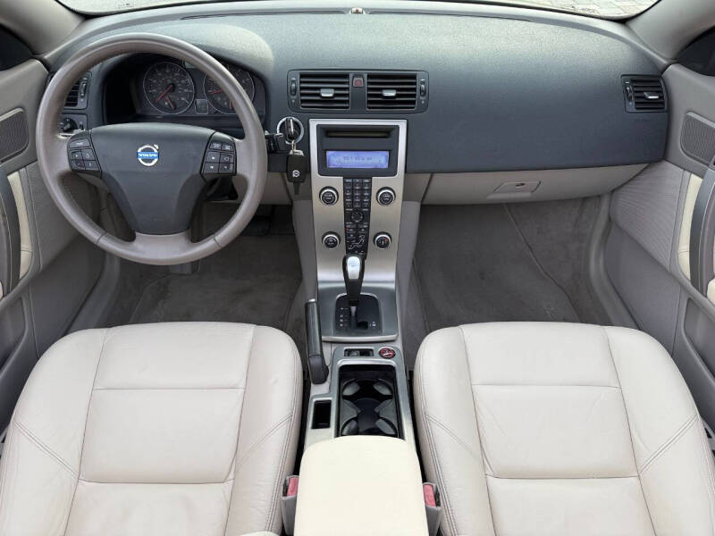 2009 Volvo C70 T5