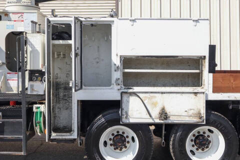 2016 Freightliner 114 SD