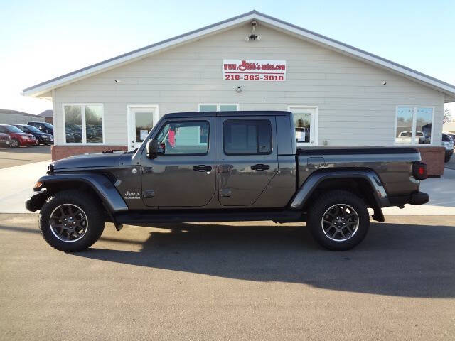 2022 Jeep Gladiator for sale at GIBB'S 10 SALES LLC in New York Mills MN