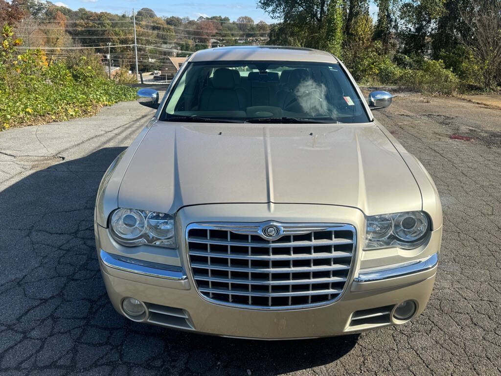 2006 Chrysler 300 for sale at Car ConneXion Inc in Knoxville, TN