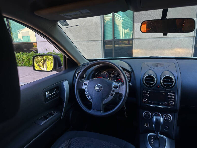 2014 Nissan Rogue Select S