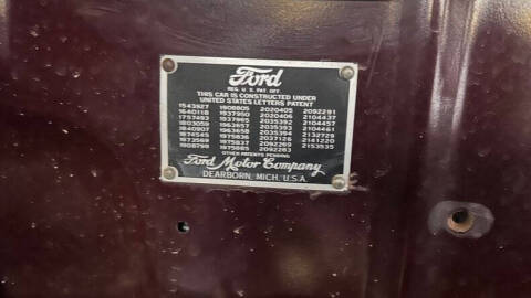 1947 Ford Deluxe