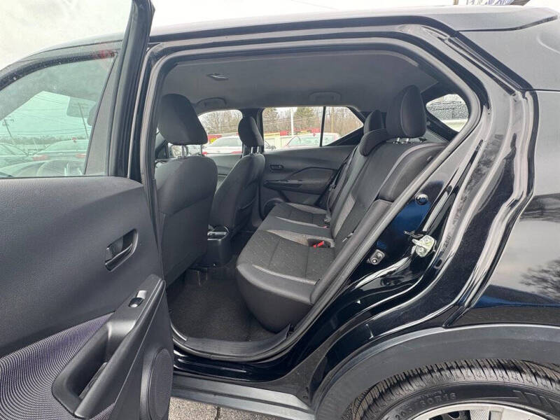 2020 Nissan Kicks S
