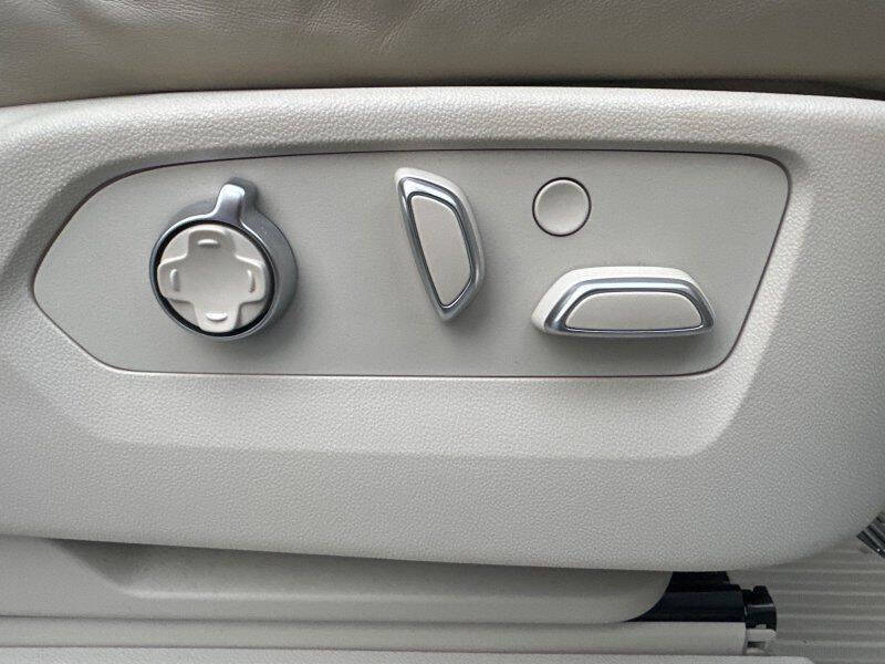 2021 Cadillac Escalade ESV Sport Platinum