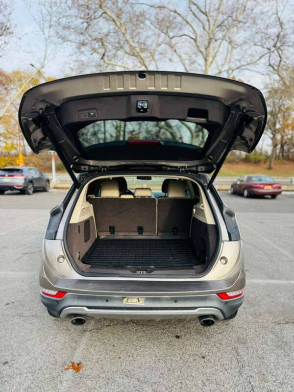 2019 Lincoln MKC Premiere