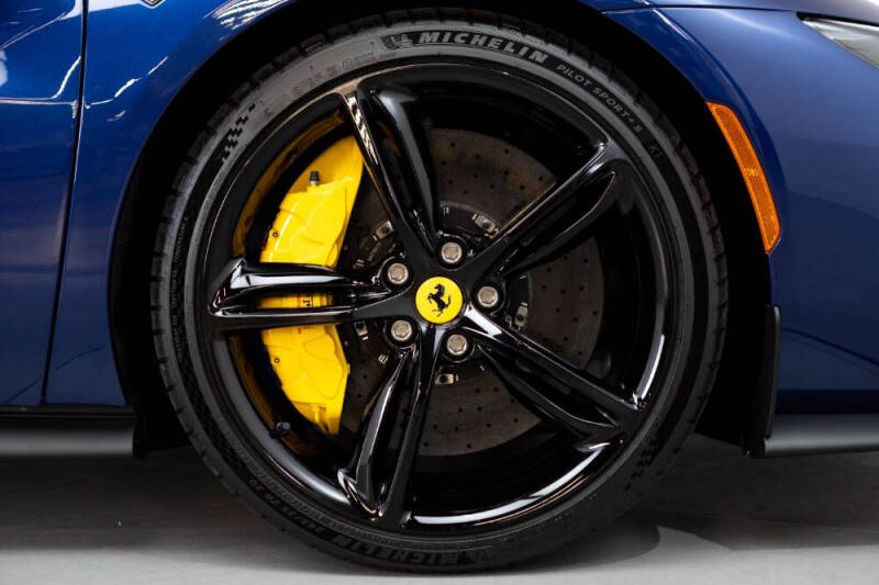 2023 Ferrari 296 GTS