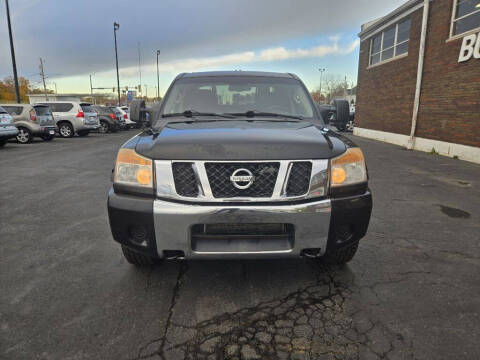 2012 Nissan Titan SV