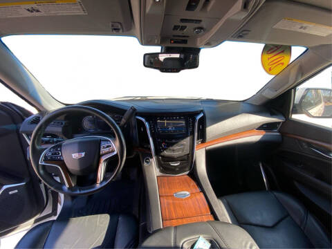 2016 Cadillac Escalade ESV Luxury Collection