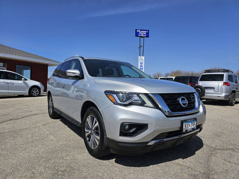 2020 Nissan Pathfinder for sale at Summit Auto & Cycle in Zumbrota MN