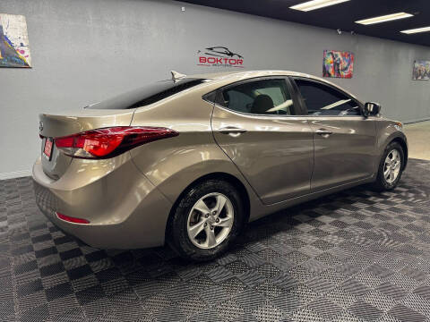 2014 Hyundai Elantra SE