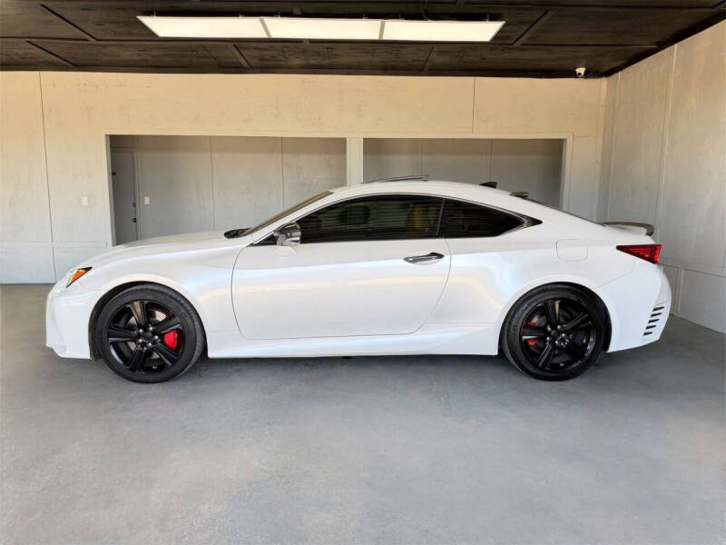 2017 Lexus RC 200t
