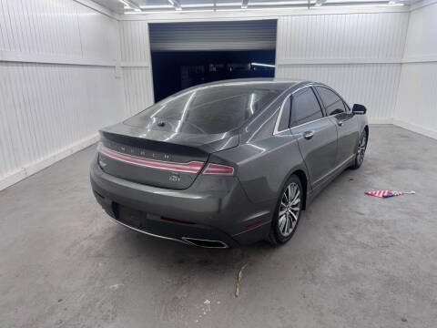 2020 Lincoln MKZ Standard