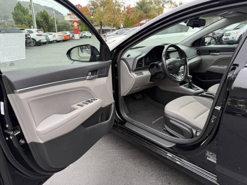 2020 Hyundai Elantra