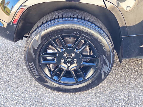 2022 Land Rover Defender 110 X-Dynamic SE