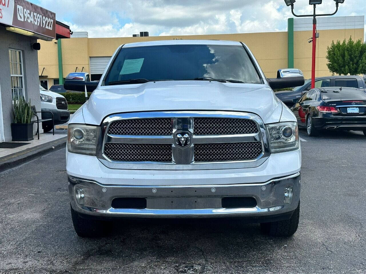 2015 RAM 1500 Pickup - $30,995