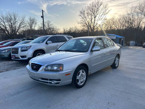 2005 Hyundai Elantra for sale at Dutch and Dillon Car Sales in Lee's Summit MO