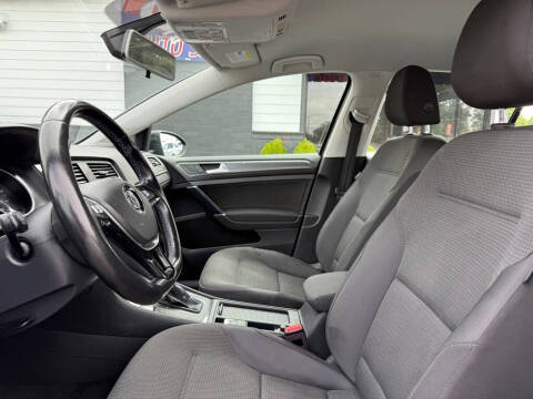 2019 Volkswagen e-Golf SE