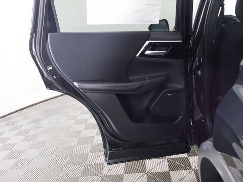 2026 Mitsubishi Outlander ES