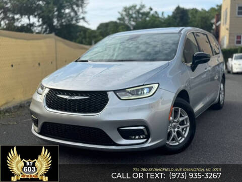2024 Chrysler Pacifica Touring L