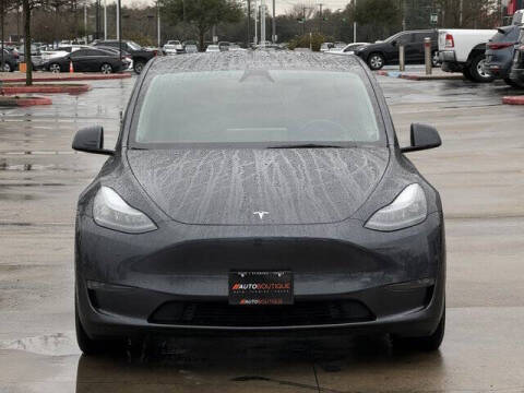 2025 Tesla Model Y Performance