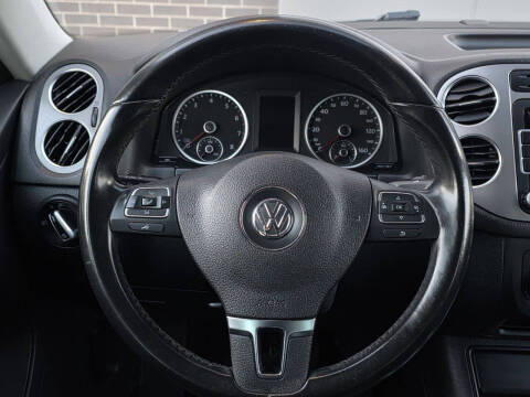 2011 Volkswagen Tiguan SE 4Motion
