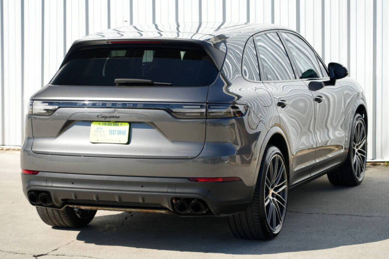 2023 Porsche Cayenne