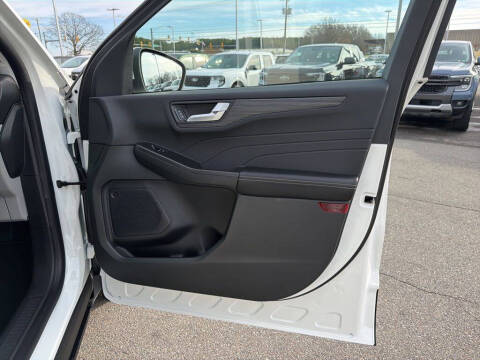 2026 Ford Escape Platinum